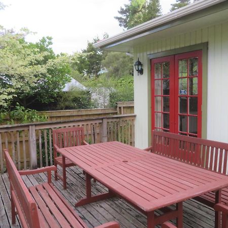 Twin Totara Cottage Аппер-Хатт Экстерьер фото