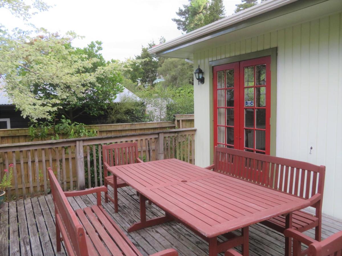 Twin Totara Cottage Аппер-Хатт Экстерьер фото