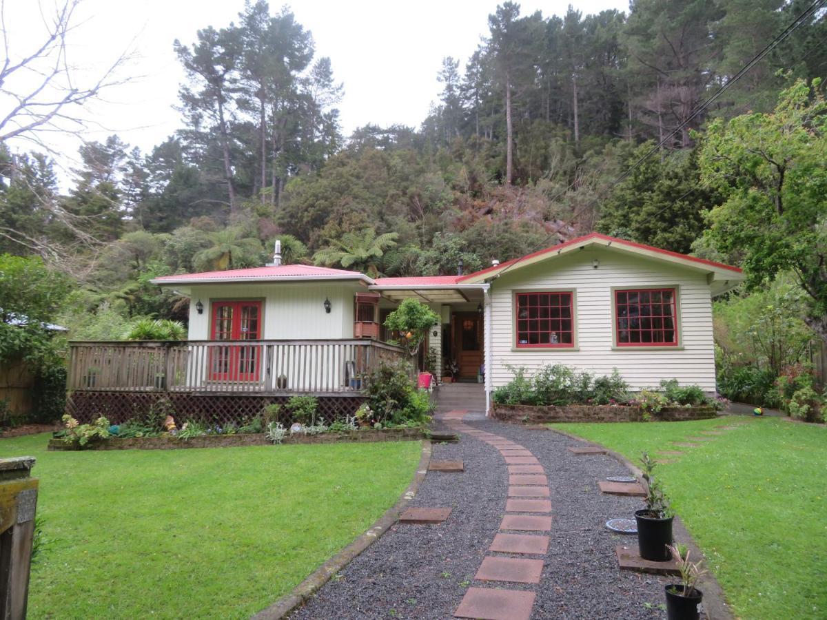 Twin Totara Cottage Аппер-Хатт Экстерьер фото